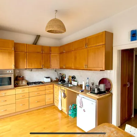 Luxury View Flat To The Castle شقة